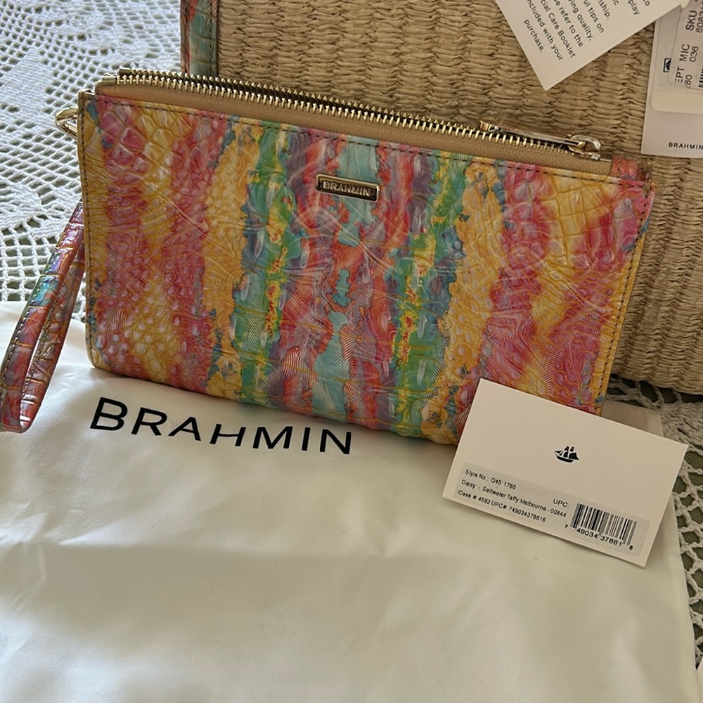 Brahmin  Saltwater Taffy Melbourne wristlet